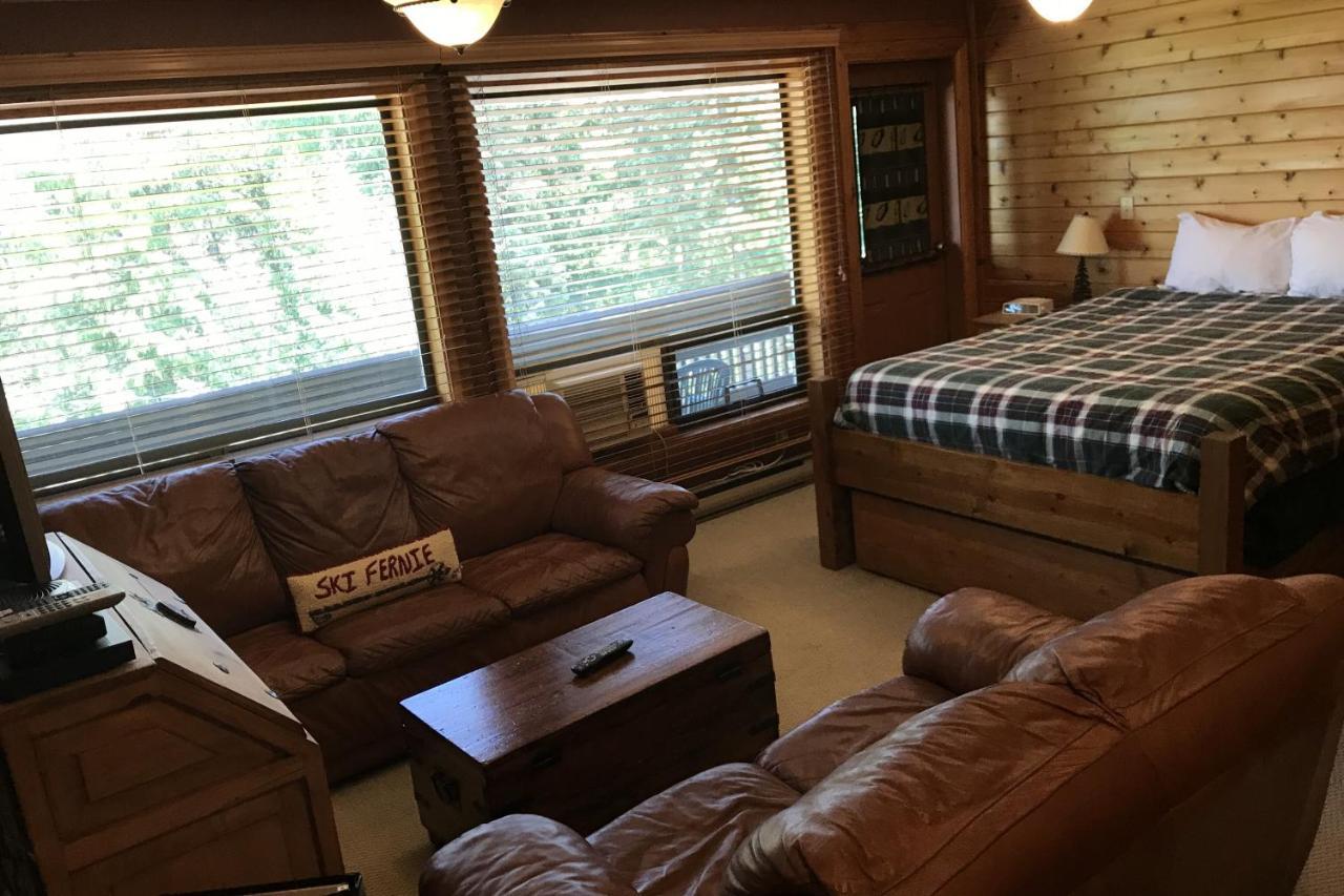 The Griz Inn By Park Vacation Management ファーニー エクステリア 写真