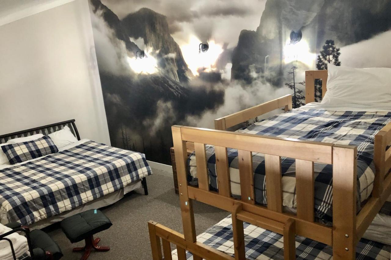 The Griz Inn By Park Vacation Management ファーニー エクステリア 写真